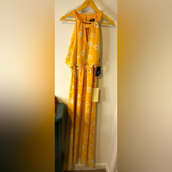 Adrianna Papell NWT Yellow with White Flowers Halter Maxi Dress Size 8 Wedding - Picture 2 of 11